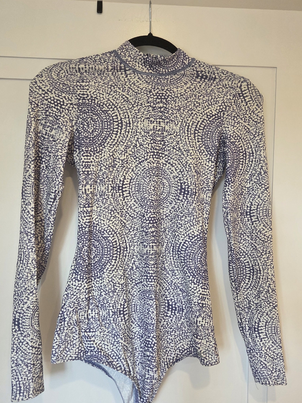 O'Neill White and Blue Long-Sleeve Patterned One-Piece Swimsuit